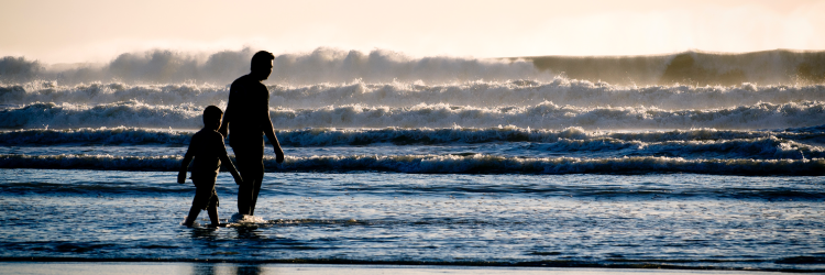 4 ways to promote a winning Father’s Day via SMS